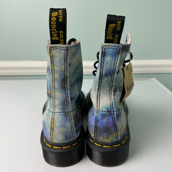 Dr. Martens NEW 1460 Pascal Blue Size 6 Summer Tie Dye Tumbled Women's N… - Picture 5 of 8